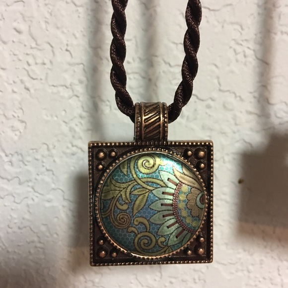 Three Magnabilities Magnetic Necklaces.  NWOT - Picture 2 of 4